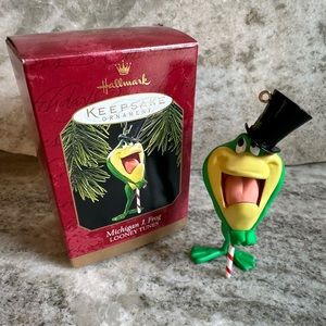 Vintage 1997 Looney Tunes, Michigan J. Frog Christmas ornament